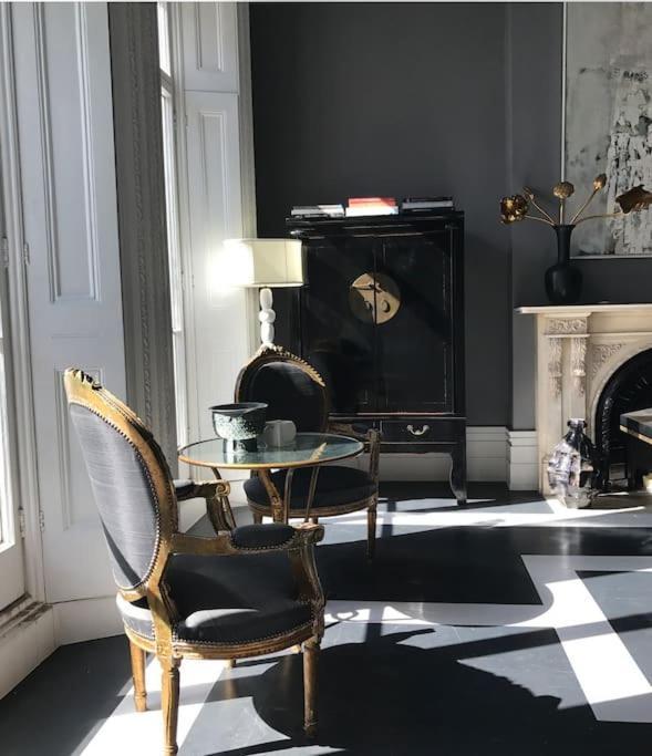Апартаменти South Ken Designer Pad Лондон Екстер'єр фото