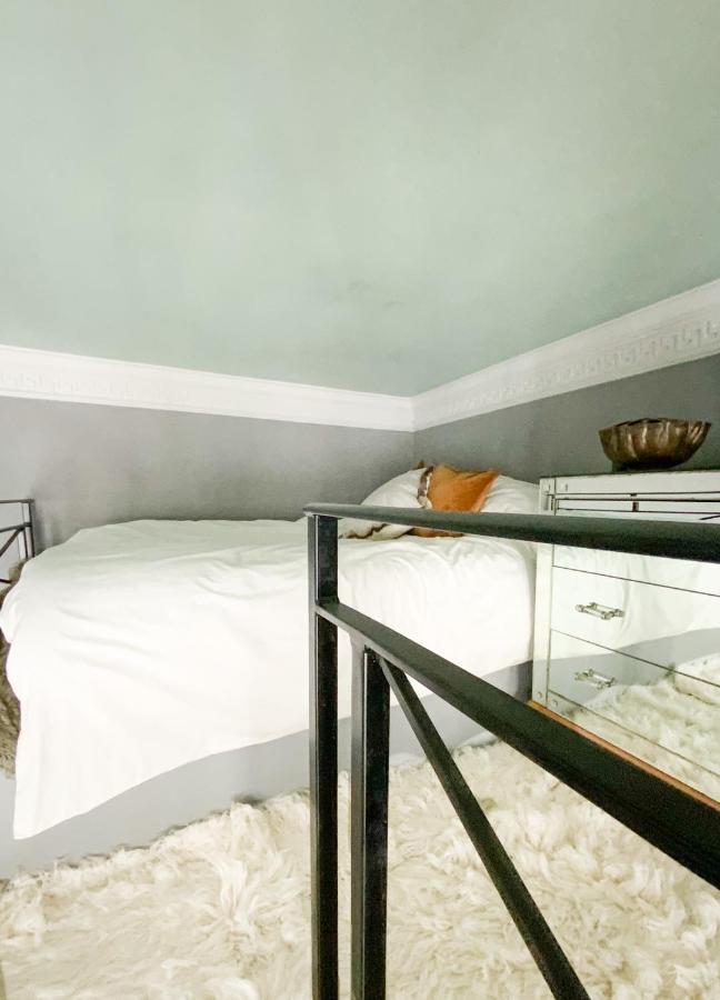 Апартаменти South Ken Designer Pad Лондон Екстер'єр фото